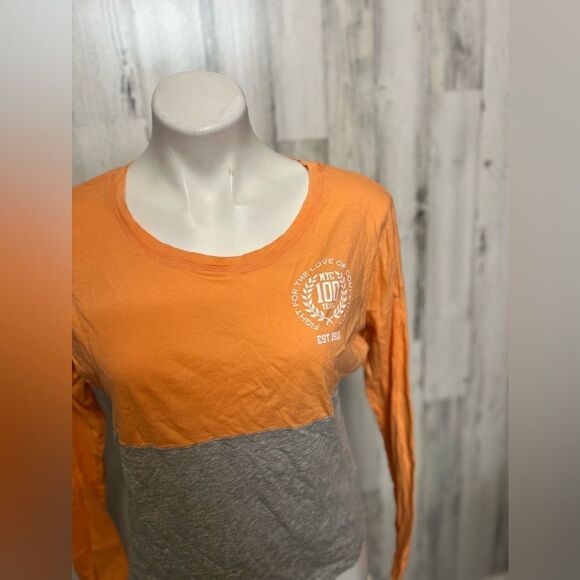 Everlast top - Picture 2 of 7